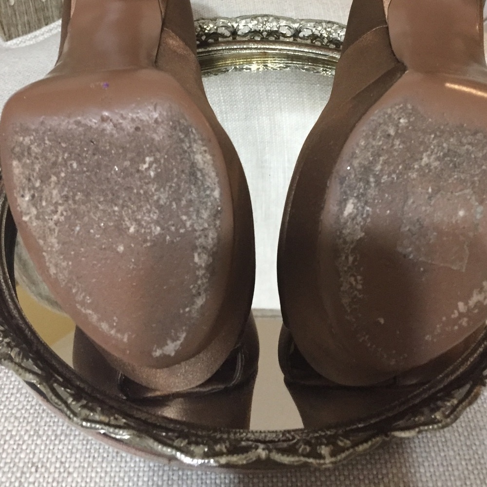 YSL Palais Silk copper peep toe pumps. Sz 6 - Picture 2 of 8